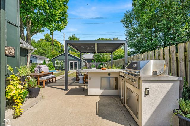 4721 Winthrop Avenue, Indianapolis, IN 46205