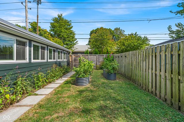 4721 Winthrop Avenue, Indianapolis, IN 46205