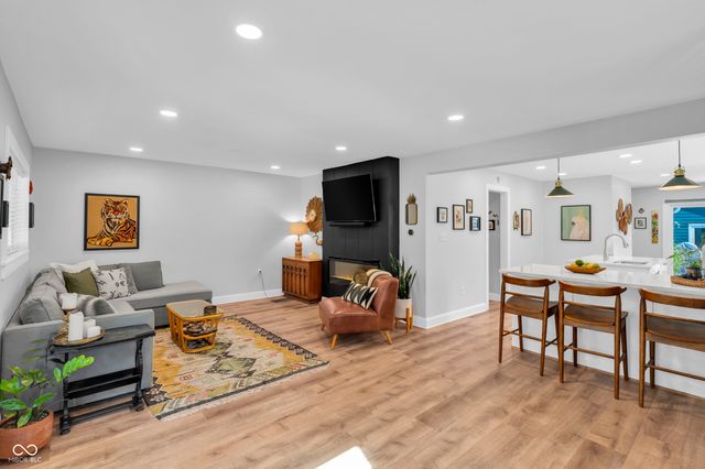 4721 Winthrop Avenue, Indianapolis, IN 46205