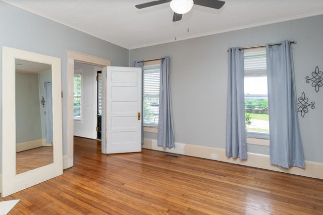804 Elm Avenue, South Pittsburg, TN 37380