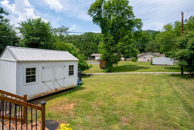 804 Elm Avenue, South Pittsburg, TN 37380