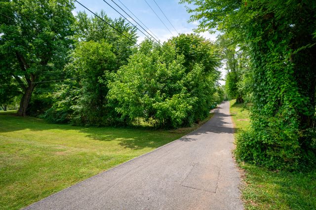 804 Elm Avenue, South Pittsburg, TN 37380