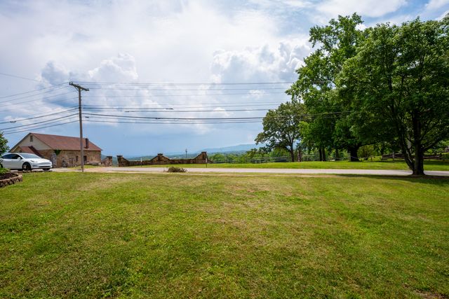 804 Elm Avenue, South Pittsburg, TN 37380