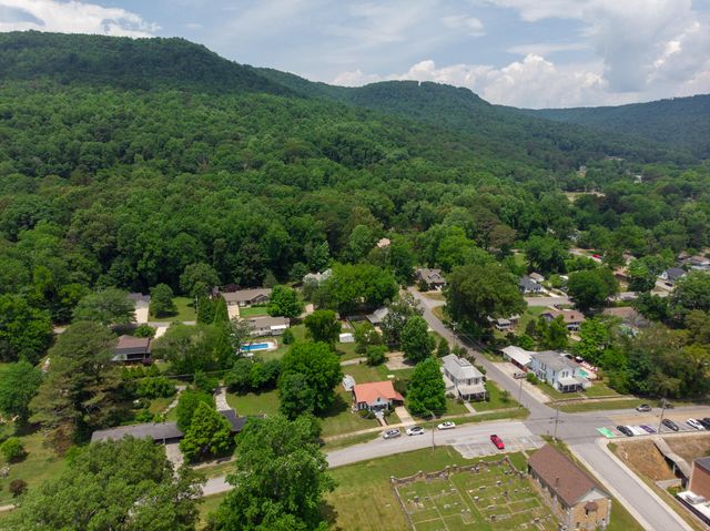 804 Elm Avenue, South Pittsburg, TN 37380