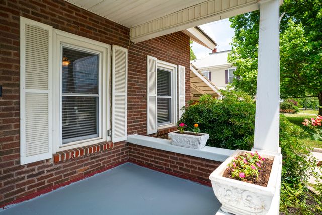 804 Elm Avenue, South Pittsburg, TN 37380