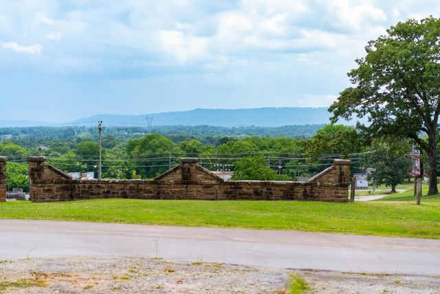 804 Elm Avenue, South Pittsburg, TN 37380
