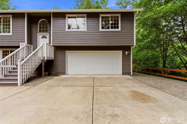 20 SE Fuschia Ave, Shelton, WA 98584