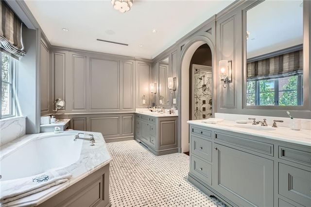 2440 Peachtree NW Road 9, Atlanta, GA 30305