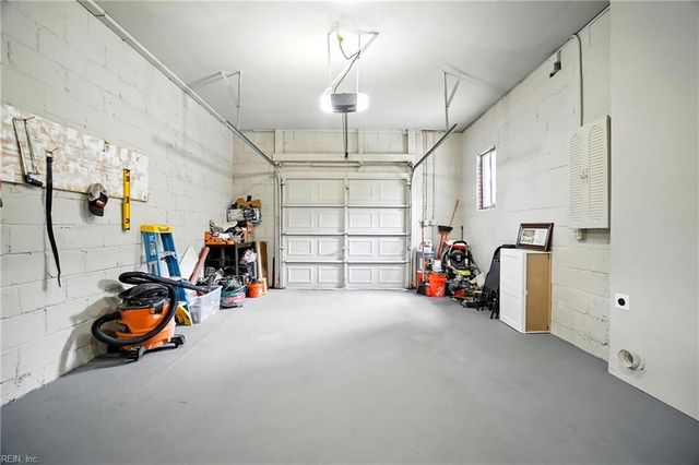 2216 Berkley AVE, Chesapeake, VA 23324