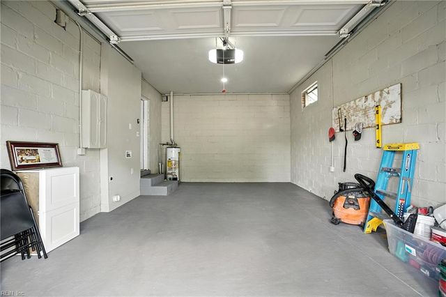 2216 Berkley AVE, Chesapeake, VA 23324