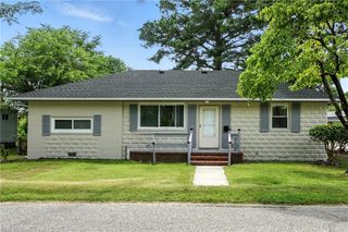 2216 Berkley AVE, Chesapeake, VA 23324