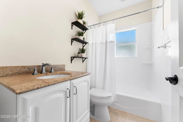 9957 CHELSEA LAKE Road, Jacksonville, FL 32256