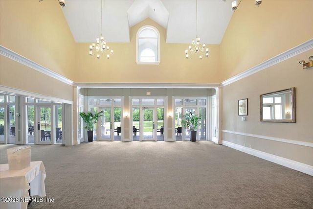 9957 CHELSEA LAKE Road, Jacksonville, FL 32256