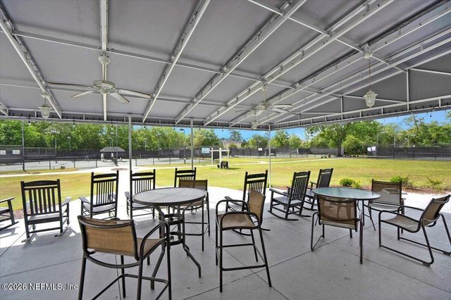 9957 CHELSEA LAKE Road, Jacksonville, FL 32256