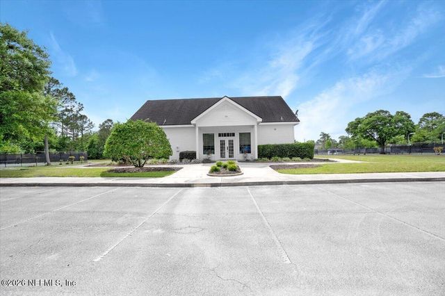 9957 CHELSEA LAKE Road, Jacksonville, FL 32256