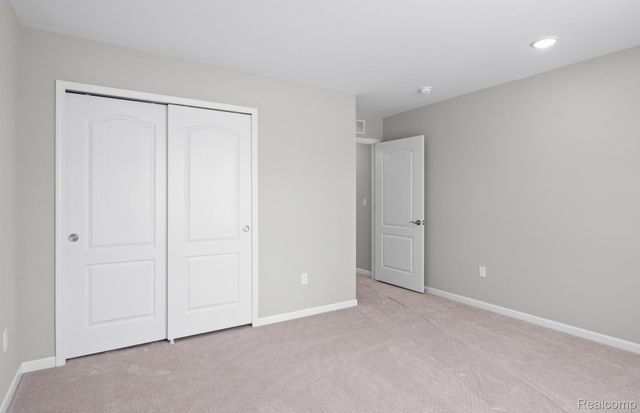 50681 Crusader Drive, Macomb Township, MI 48042