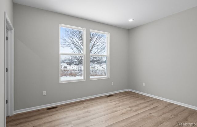 50681 Crusader Drive, Macomb Township, MI 48042