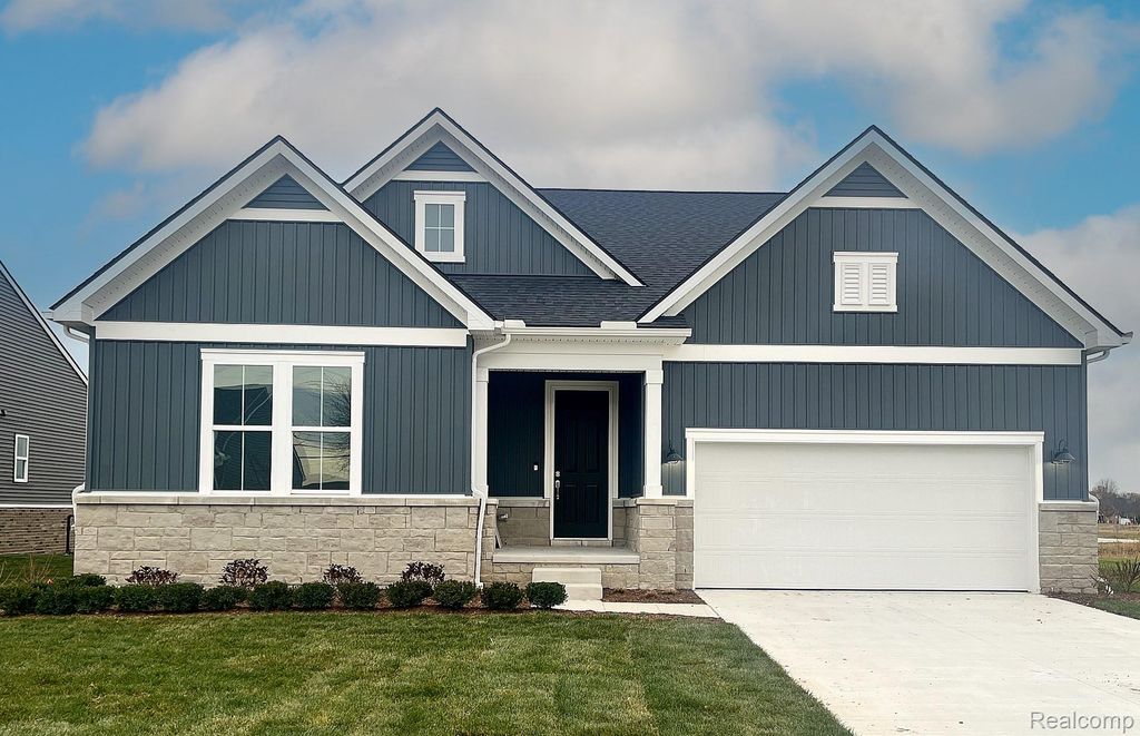50681 Crusader Drive, Macomb Township, MI 48042
