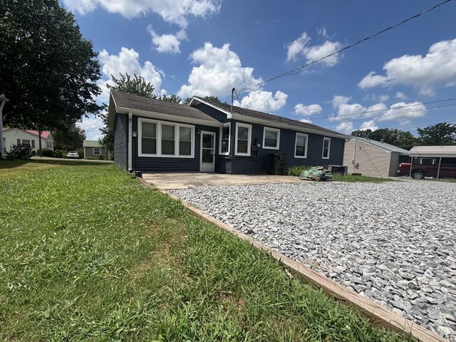 216 Daleview Ave, Gallatin, TN 37066