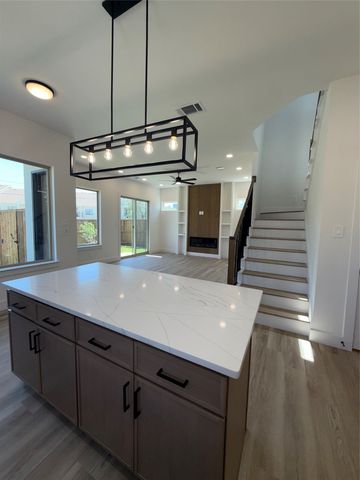 5634 Mesa Circle, Dallas, TX 75235