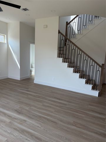 5634 Mesa Circle, Dallas, TX 75235