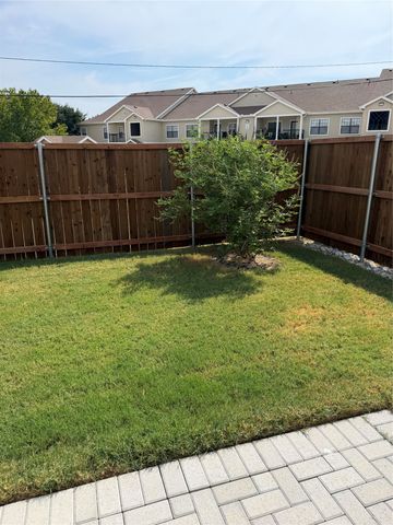 5634 Mesa Circle, Dallas, TX 75235