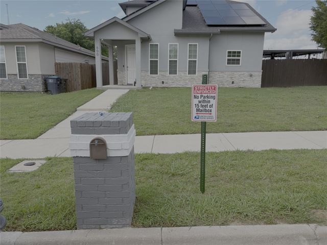 600 Atlanta Street, Fort Worth, TX 76104