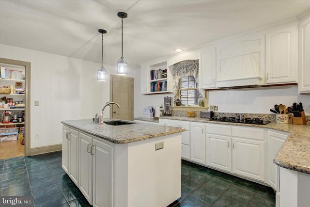 3504 EAGLE RIDGE CT, Hanover, PA 17331