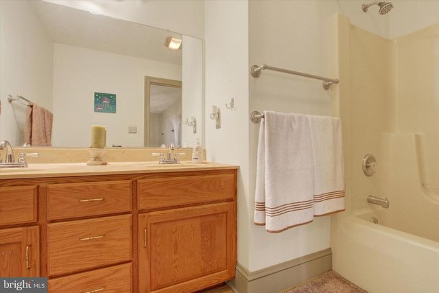 3504 EAGLE RIDGE CT, Hanover, PA 17331