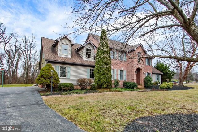 3504 EAGLE RIDGE CT, Hanover, PA 17331