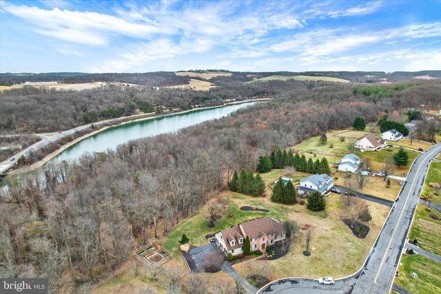 3504 EAGLE RIDGE CT, Hanover, PA 17331