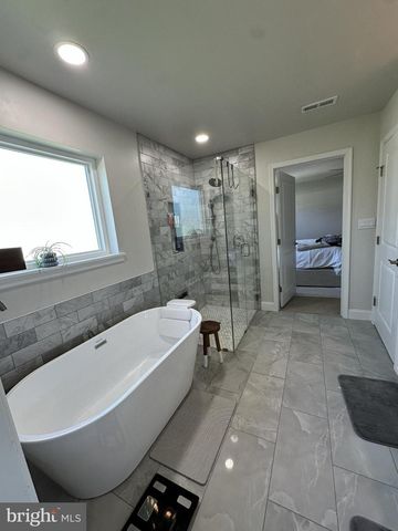 111 TEABERRY CT, Reading, PA 19608