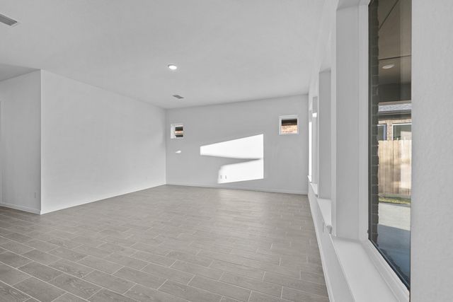 12318 Sweet Gum Drive, Mont Belvieu, TX 77523