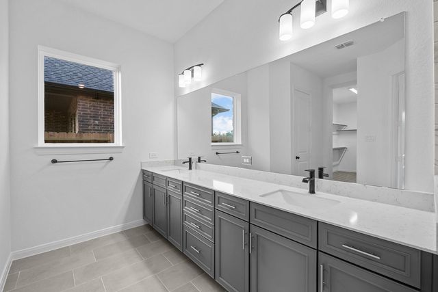 12318 Sweet Gum Drive, Mont Belvieu, TX 77523