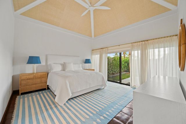 11794 Wimbledon Circle, Wellington, FL 33414