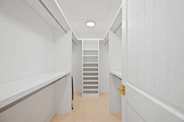 11794 Wimbledon Circle, Wellington, FL 33414