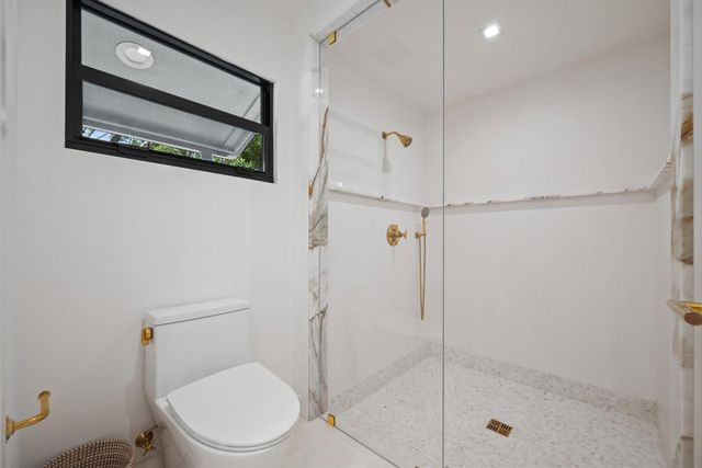 11794 Wimbledon Circle, Wellington, FL 33414