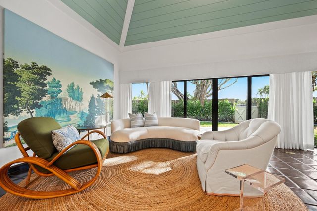 11794 Wimbledon Circle, Wellington, FL 33414