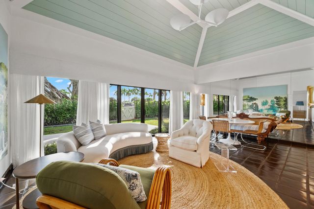 11794 Wimbledon Circle, Wellington, FL 33414