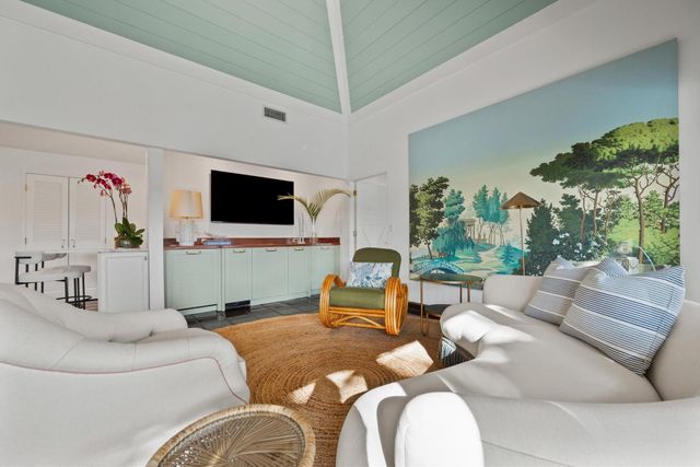 11794 Wimbledon Circle, Wellington, FL 33414