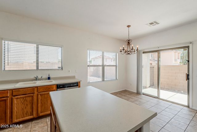 2286 E Peach Tree Drive, Chandler, AZ 85249