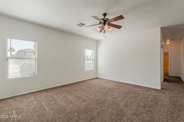 2286 E Peach Tree Drive, Chandler, AZ 85249