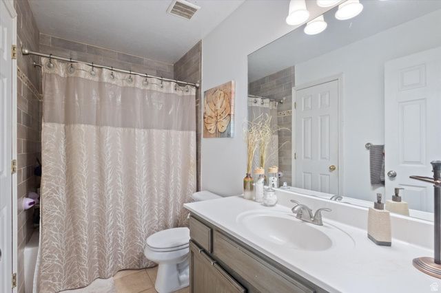 5352 W CASSATT CIR, Kearns, UT 84118