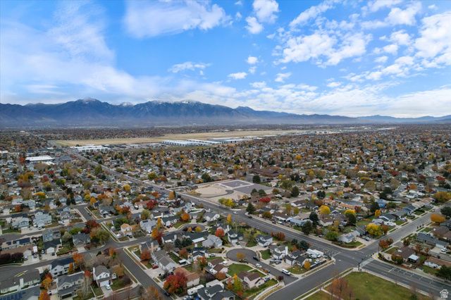 5352 W CASSATT CIR, Kearns, UT 84118