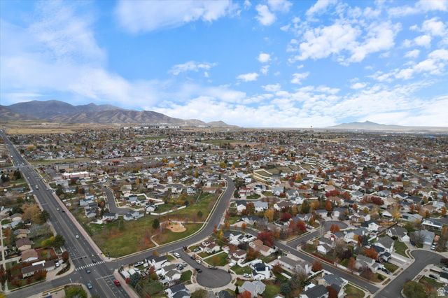 5352 W CASSATT CIR, Kearns, UT 84118