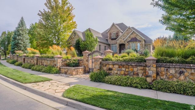 880 RIDGE LN, Alpine, UT 84004