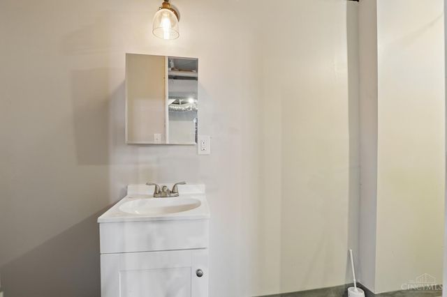 5684 Olive Road, Franklin, OH 45005