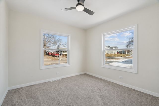 3075 14th Avenue, Marion, IA 52302