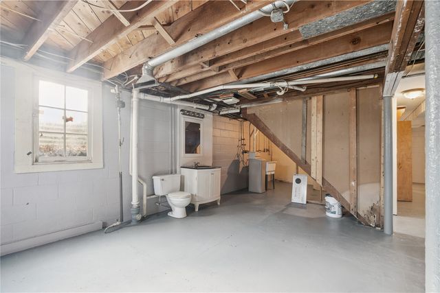 3075 14th Avenue, Marion, IA 52302