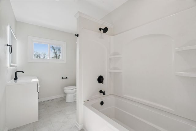 3075 14th Avenue, Marion, IA 52302